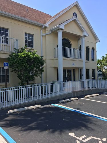 Colonial Square Office Park: 1172 Goodlette Road North, Naples, FL 34102
